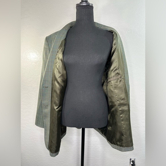 Pendleton Women's Blazer 100 virgin wool Green plaid 2 button Sz 16 - Picture 5 of 10